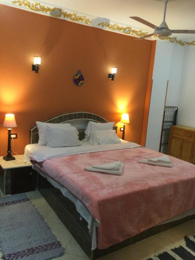 Apartament The Brown House Luksor Zewnętrze zdjęcie